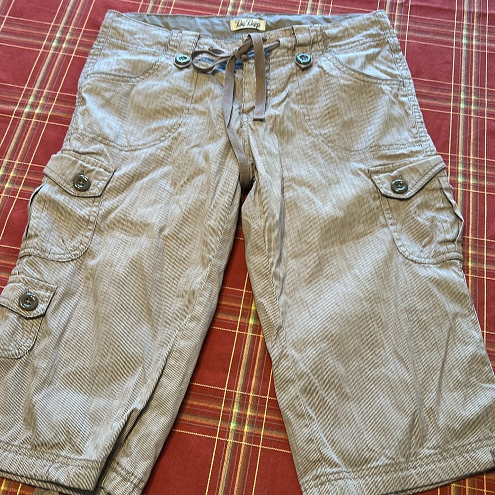 Vintage Be Bop Cargo Capri Womenโs 7 Pocket Pants Sz 7 25+ years EUC - Picture 4 of 11